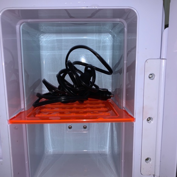 Drunk elephant skincare fridge - Picture 3 of 5